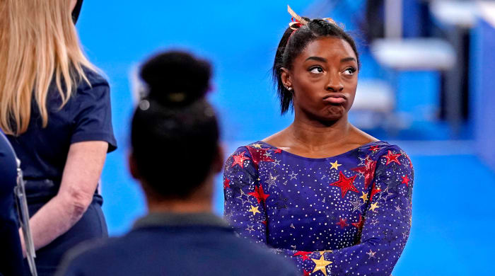 biles-qualifiers-lead